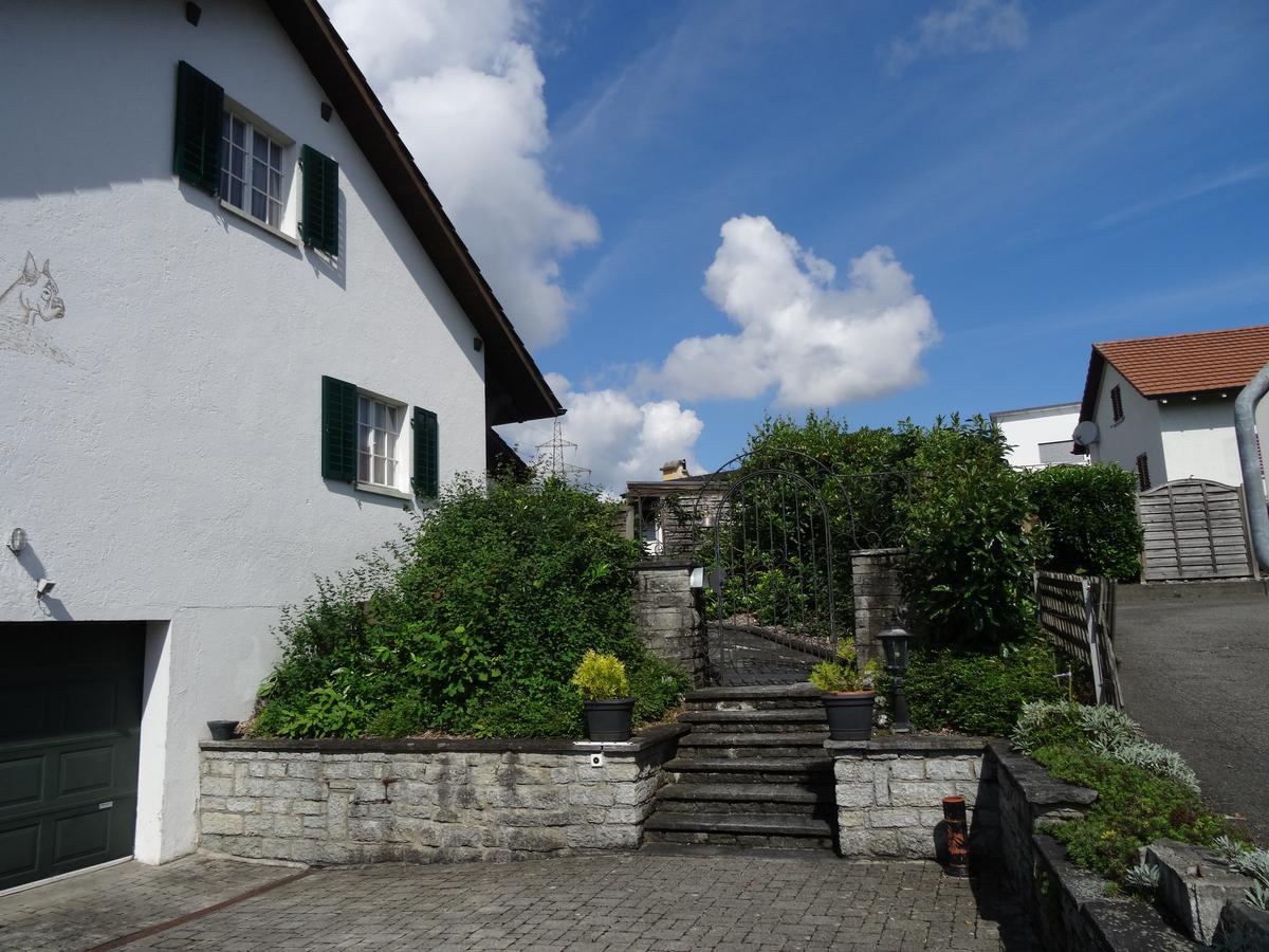 Heidis Gaestehaus Niederwil Bagian luar foto