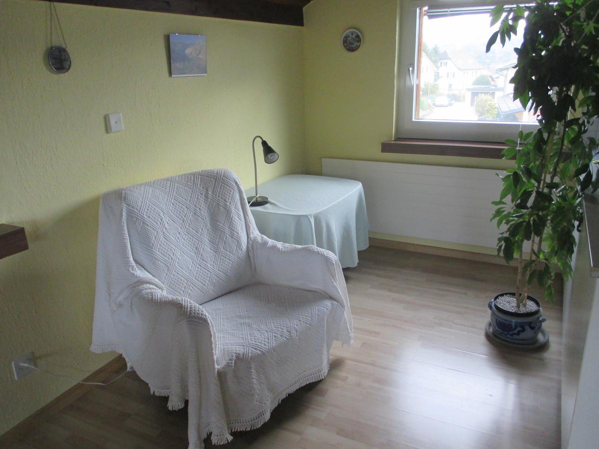 Heidis Gaestehaus Niederwil Bagian luar foto